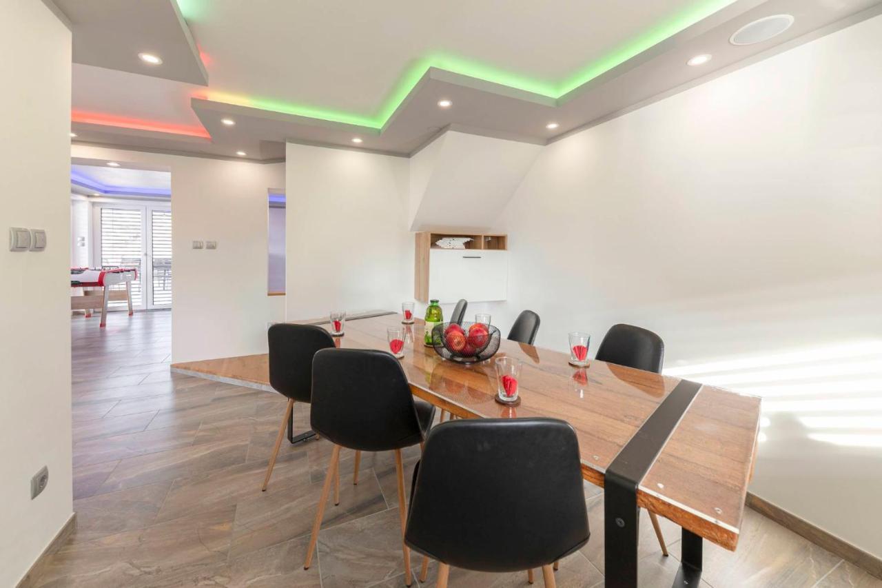 Holiday House Vikend Polzela Экстерьер фото