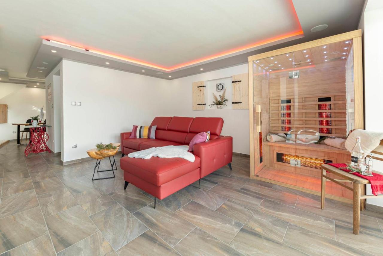 Holiday House Vikend Polzela Экстерьер фото