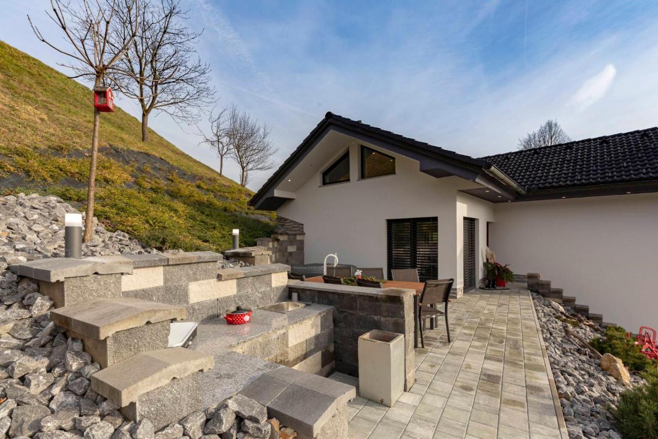 Holiday House Vikend Polzela Экстерьер фото